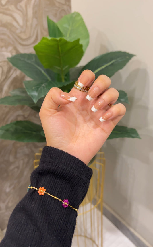 Chic Cream Nail Natural Looking (Pack of 24 Pieces)