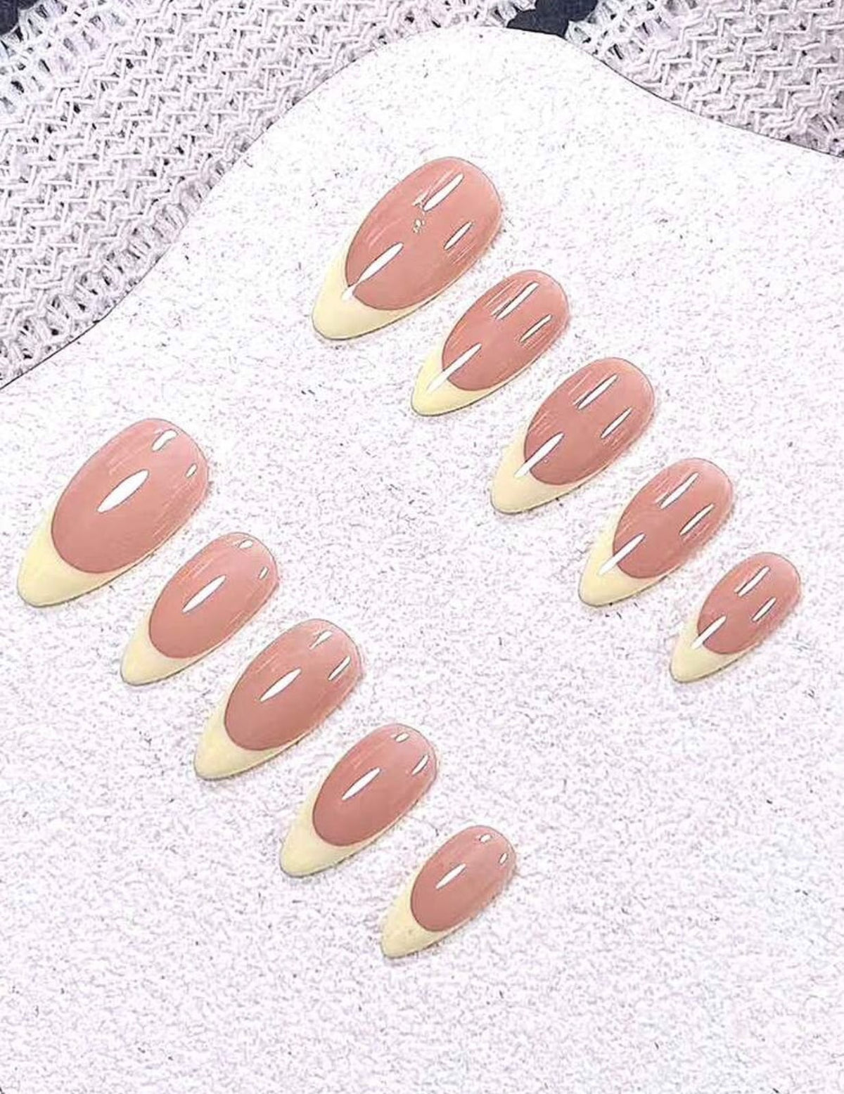 Buttercream Milky Nails💛